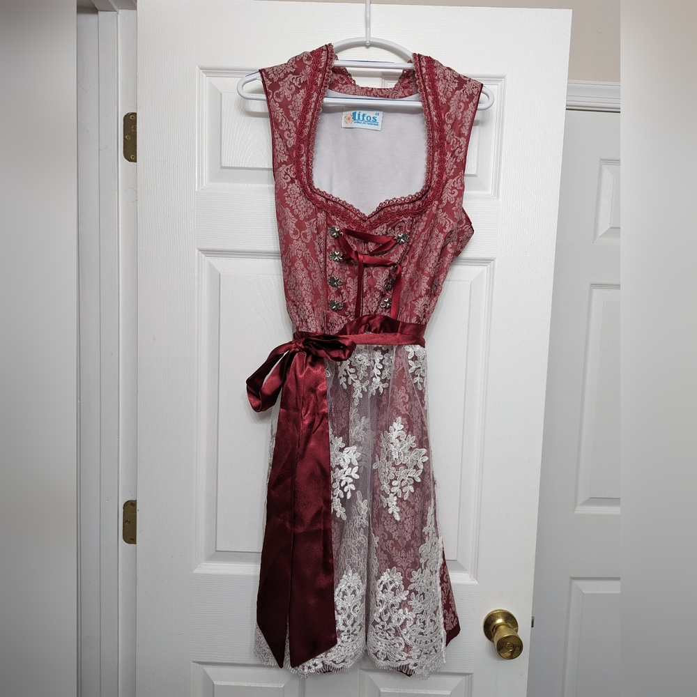 Oktoberfest Traditional Dirndl
